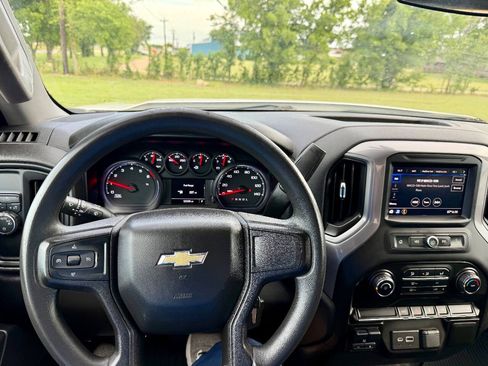 Used 2021 Chevrolet Silverado 1500 W/T w/ WT Value Package RWD image 16