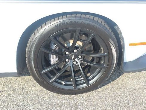 Used 2021 Dodge Challenger R/T Scat Pack w/ T/A Package RWD image 9