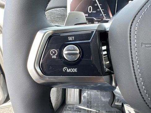 New 2026 BMW 740i w/ Premium Package image 30