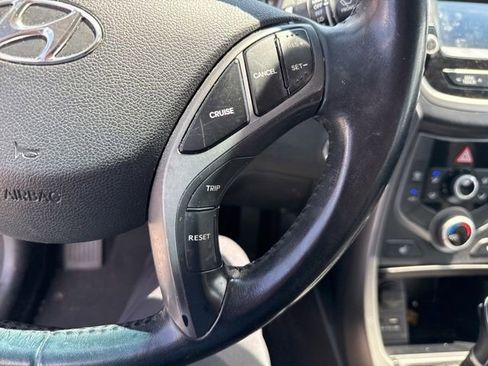Used 2016 Hyundai Elantra Value Edition FWD image 26