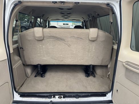 Used 2008 Ford E-350 and Econoline 350 XL RWD image 26
