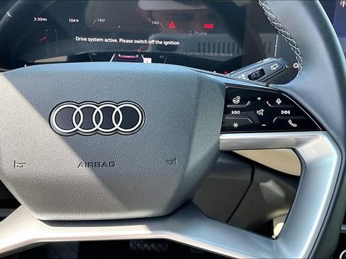 Used 2025 Audi Q5 Premium w/ Convenience Package AWD/4WD image 12