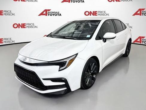 Certified 2024 Toyota Corolla SE FWD image 4
