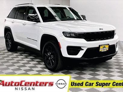 Used 2024 Jeep Grand Cherokee Altitude