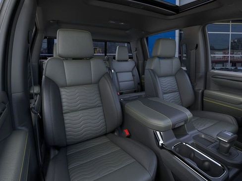 New 2026 Chevrolet Silverado 1500 ZR2 image 16