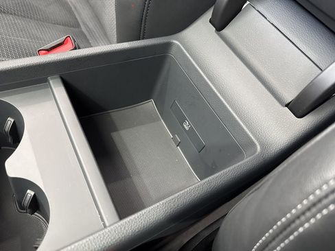 Used 2024 Audi SQ5 Premium image 30