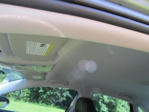 Used 2022 Volkswagen Jetta SE image 21