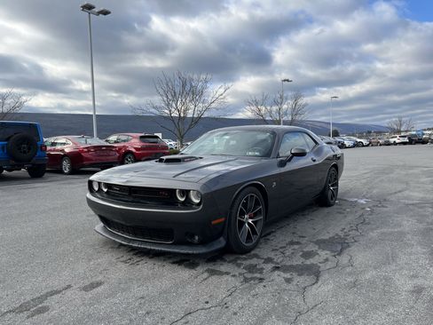 Used 2018 Dodge Challenger R/T Scat Pack image 8