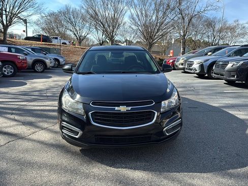 Used 2016 Chevrolet Cruze LT w/ Technology Package image 2
