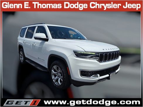 Certified 2022 Jeep Wagoneer Series II RWD image 1