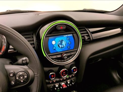 Used 2019 MINI Cooper Convertible w/ Signature Upholstery Package FWD image 5