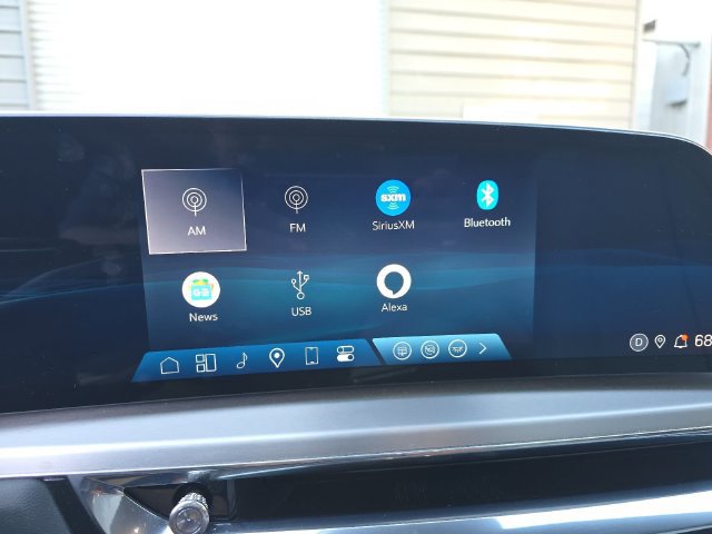Used 2024 Cadillac Lyriq Luxury RWD image 19