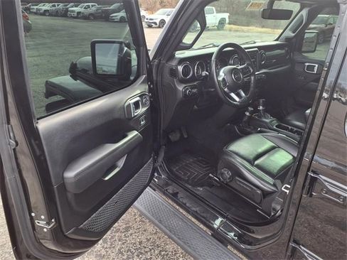 Used 2021 Jeep Wrangler Unlimited Sahara image 29