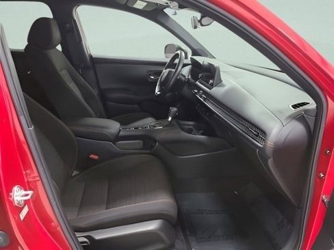 Used 2023 Honda HR-V Sport image 11