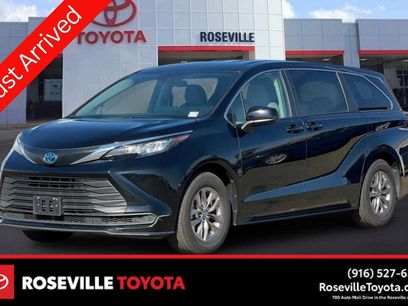 Used 2023 Toyota Sienna LE
