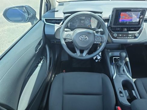Used 2023 Toyota Corolla LE FWD image 12