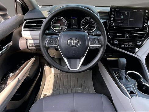 Used 2021 Toyota Camry LE w/ Audio Upgrade Package FWD image 8