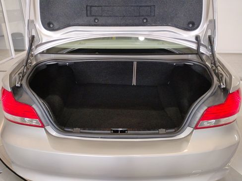 Used 2009 BMW 128i Coupe image 27