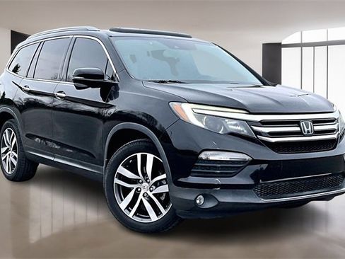 Used 2016 Honda Pilot Touring image 3