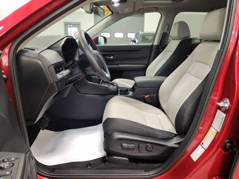 Used 2025 Honda CR-V EX image 11