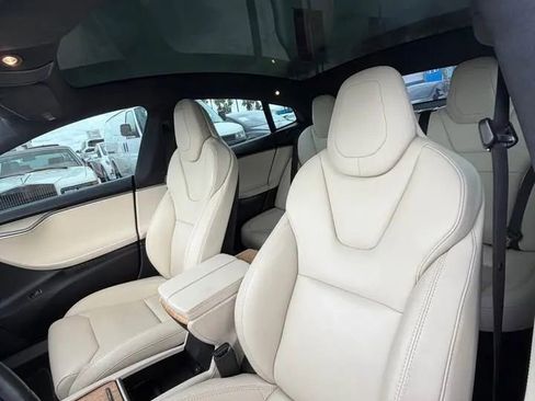 Used 2020 Tesla Model S Performance image 9