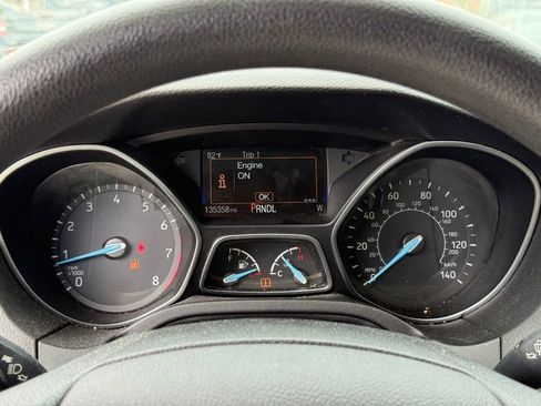 Used 2015 Ford Focus SE image 16