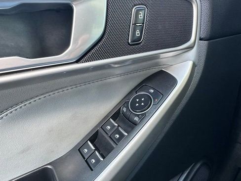 Used 2023 Ford Explorer XLT w/ Equipment Group 202A image 27