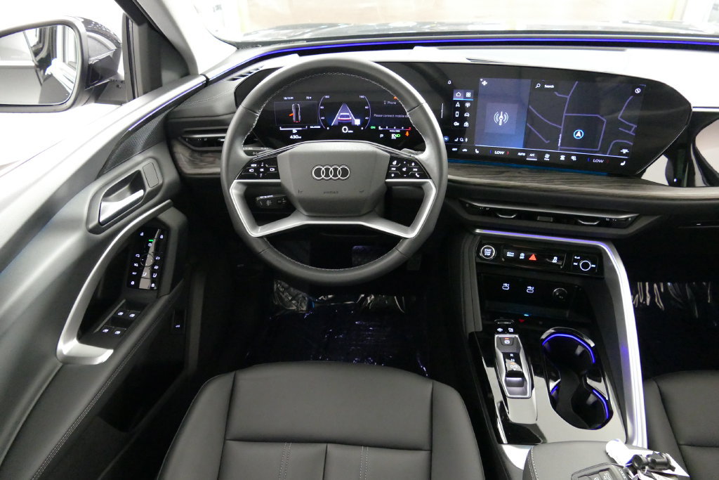 Certified 2025 Audi Q5 Premium w/ Convenience Package AWD/4WD image 27