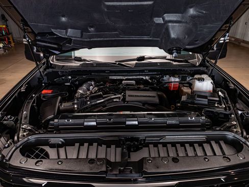 Used 2025 Chevrolet Silverado 2500 LTZ w/ LTZ Plus Package AWD/4WD image 35