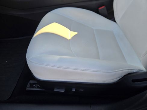 Used 2019 Tesla Model 3 Standard Range Plus image 17