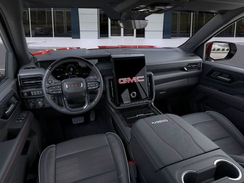 New 2026 GMC Yukon AT4 Ultimate w/ LPO, Floor Liner Package AWD/4WD image 15