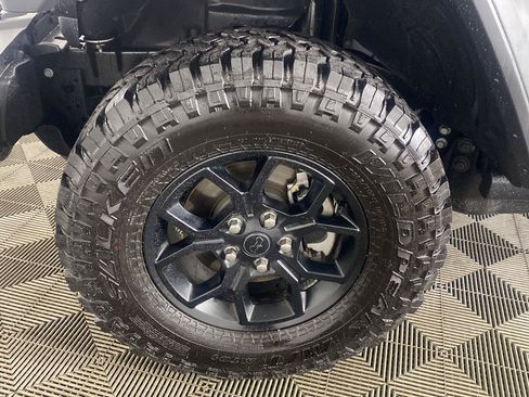 Used 2026 Jeep Wrangler Unlimited Sport AWD/4WD image 25