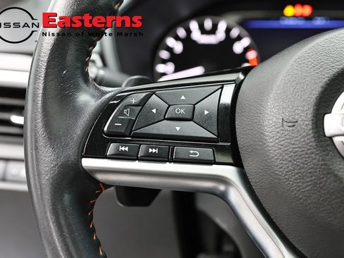 Used 2023 Nissan Altima 2.5 SR w/ SR Premium Package FWD image 15
