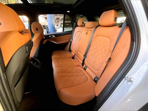 Used 2023 BMW X5 xDrive40i image 19