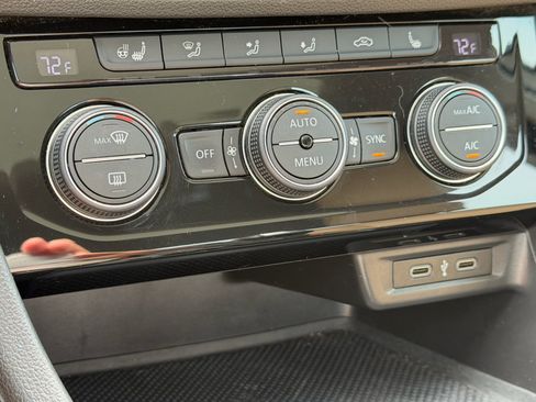 Used 2020 Volkswagen Jetta SE FWD image 16