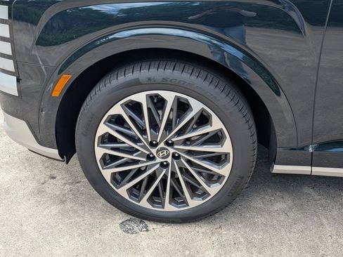 New 2026 Hyundai Palisade Calligraphy FWD image 9