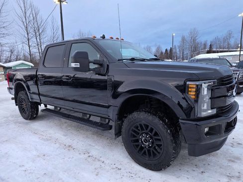 Used 2019 Ford F250 Lariat image 3