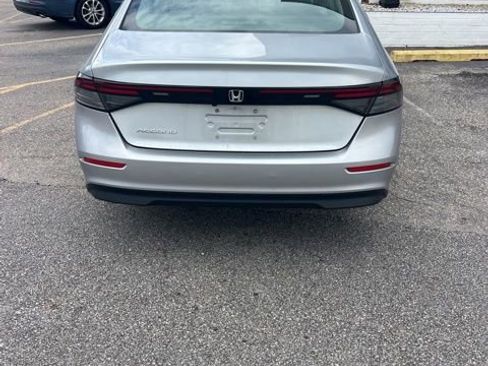 Used 2024 Honda Accord EX image 6