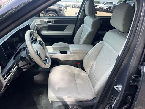 Used 2025 Hyundai Santa Fe SEL AWD/4WD image 29
