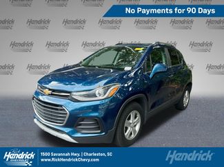 Used 2019 Chevrolet Trax LT w/ LT Convenience Package FWD video 1