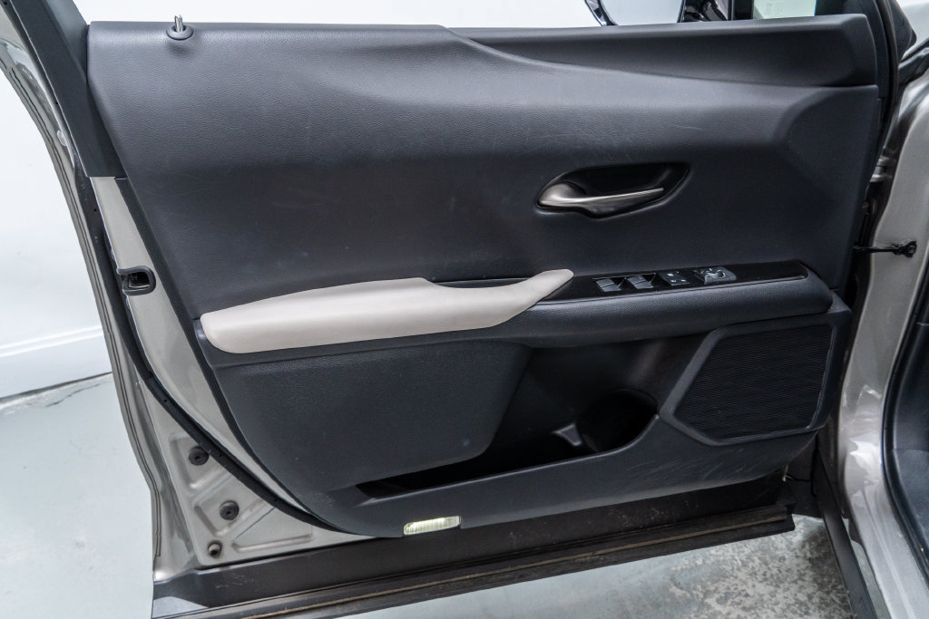 Used 2019 Lexus UX 250h w/ Accessory Package AWD/4WD image 22