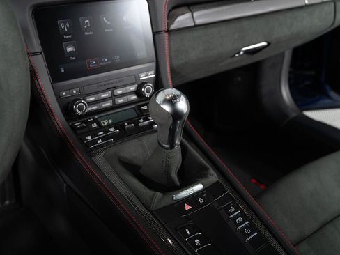 Used 2025 Porsche 718 Cayman GTS RWD image 6