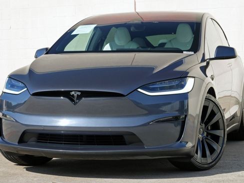 Used 2022 Tesla Model X AWD/4WD image 3