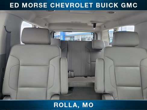 Used 2020 Chevrolet Suburban Premier AWD/4WD image 28