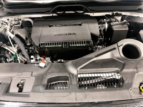 Used 2024 Honda Pilot TrailSport image 34