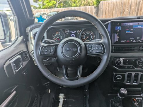 Used 2024 Jeep Wrangler Sport AWD/4WD image 15