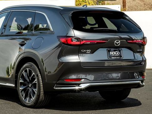 Used 2024 MAZDA CX-90 Plug-In Hybrid w/ Premium Pkg AWD/4WD image 11