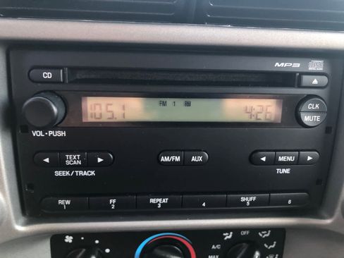 Used 2009 Ford Ranger XLT image 13