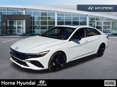 New 2026 Hyundai Elantra SEL Sport Premium image 1