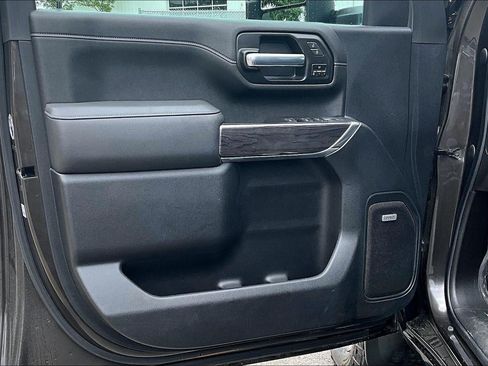 Used 2021 Chevrolet Silverado 2500 LTZ w/ LTZ Premium Package AWD/4WD image 24